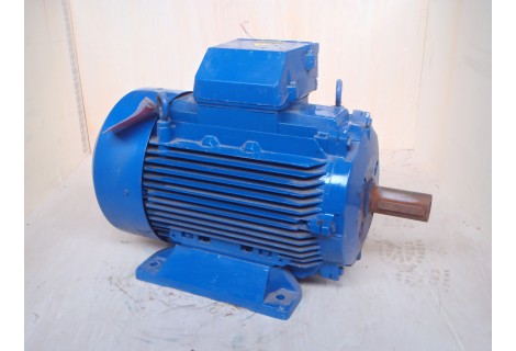 .7 KW / 23 KW   965 RPM / 1440 RPM Electramo GEBRUIKT